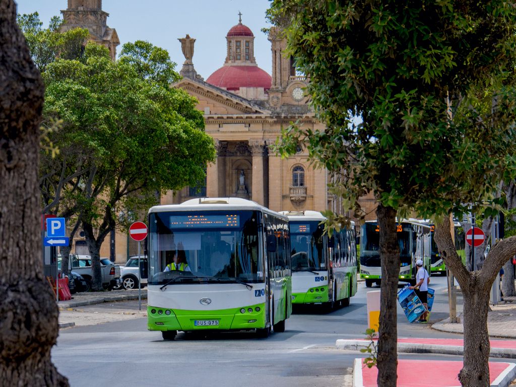 Malta buses