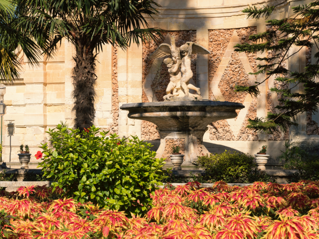 San Anton Garden's fountain